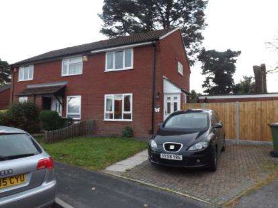 2 Bedroom End of Ter...